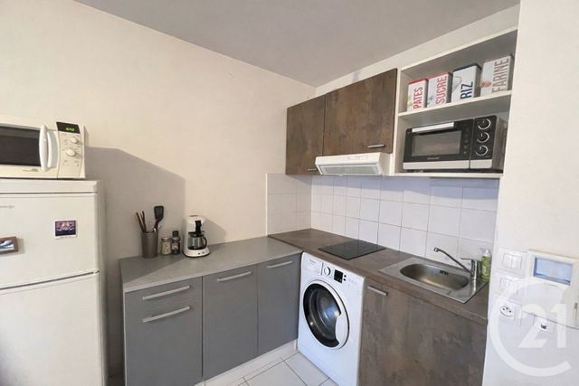Appartement F2 à vendre - 2 pièces - 40.16 m2 - AMILLY - 45 - CENTRE - Century 21 Start Immo