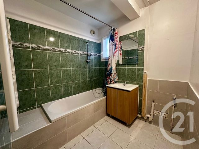 Appartement F3 à louer - 3 pièces - 76.3 m2 - VILLEMANDEUR - 45 - CENTRE - Century 21 Start Immo