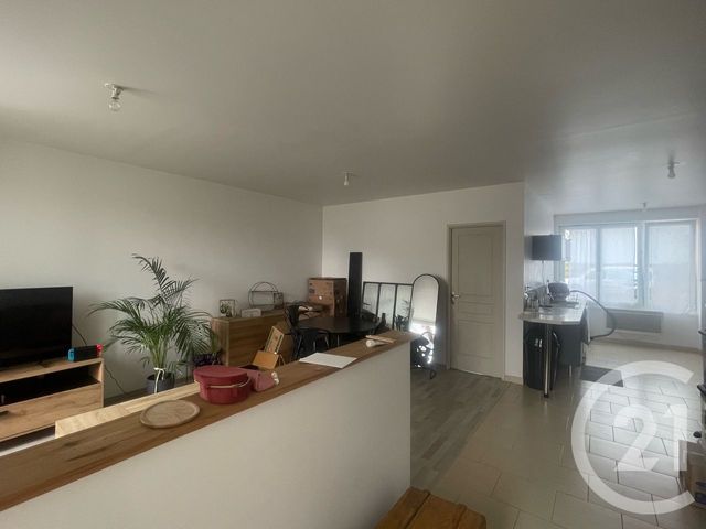 Appartement T2 à louer - 2 pièces - 56.0 m2 - SOLTERRE - 45 - CENTRE - Century 21 Start Immo