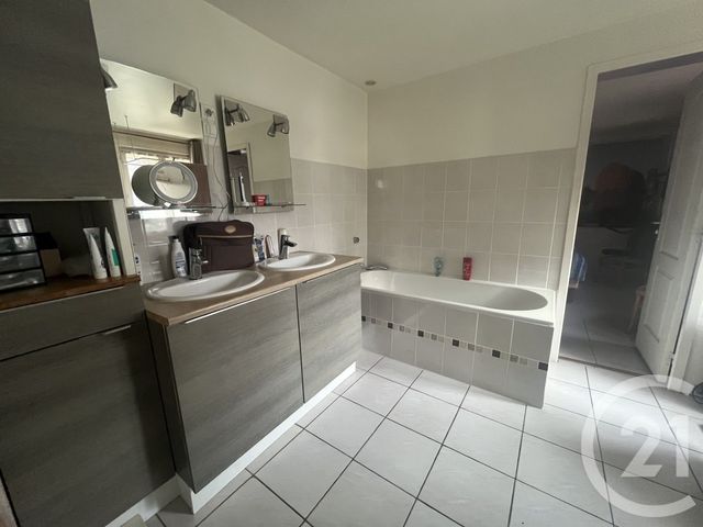 maison à vendre - 7 pièces - 141.0 m2 - BOYNES - 45 - CENTRE - Century 21 Start Immo