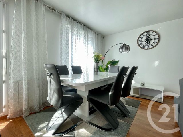 Afficher la photo en grand Appartement T3 à vendre - 3 pièces - 66.0 m2 - MONTARGIS - 45 - CENTRE - Century 21 Start Immo