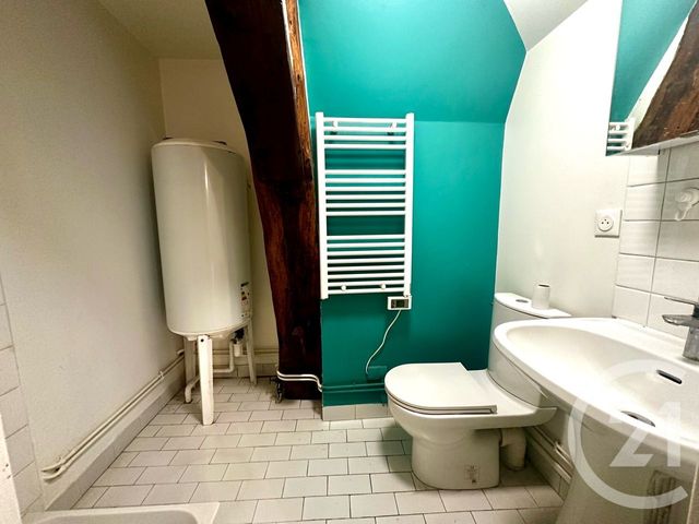 Afficher la photo en grand Appartement Studio à vendre - 1 pièce - 23.89 m2 - MONTARGIS - 45 - CENTRE - Century 21 Start Immo