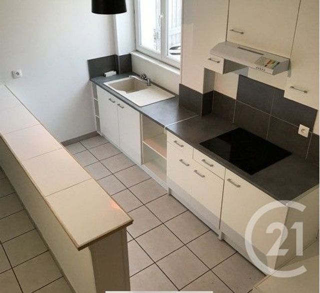 Afficher la photo en grand immeuble à vendre - 236.0 m2 - DORDIVES - 45 - CENTRE - Century 21 Start Immo