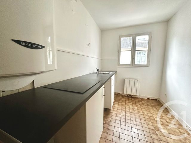 Appartement T3 à vendre - 3 pièces - 70.0 m2 - MONTARGIS - 45 - CENTRE - Century 21 Start Immo