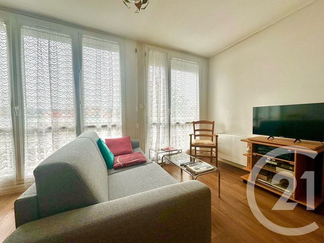 Appartement à vendre - 4 pièces - 65.27 m2 - MONTARGIS - 45 - CENTRE - Century 21 Start Immo