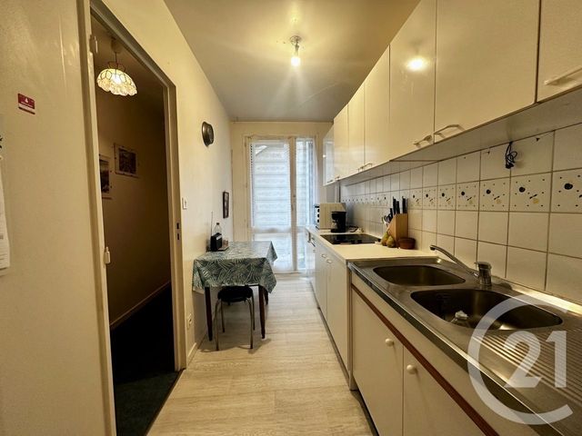 Appartement à vendre - 4 pièces - 65.27 m2 - MONTARGIS - 45 - CENTRE - Century 21 Start Immo